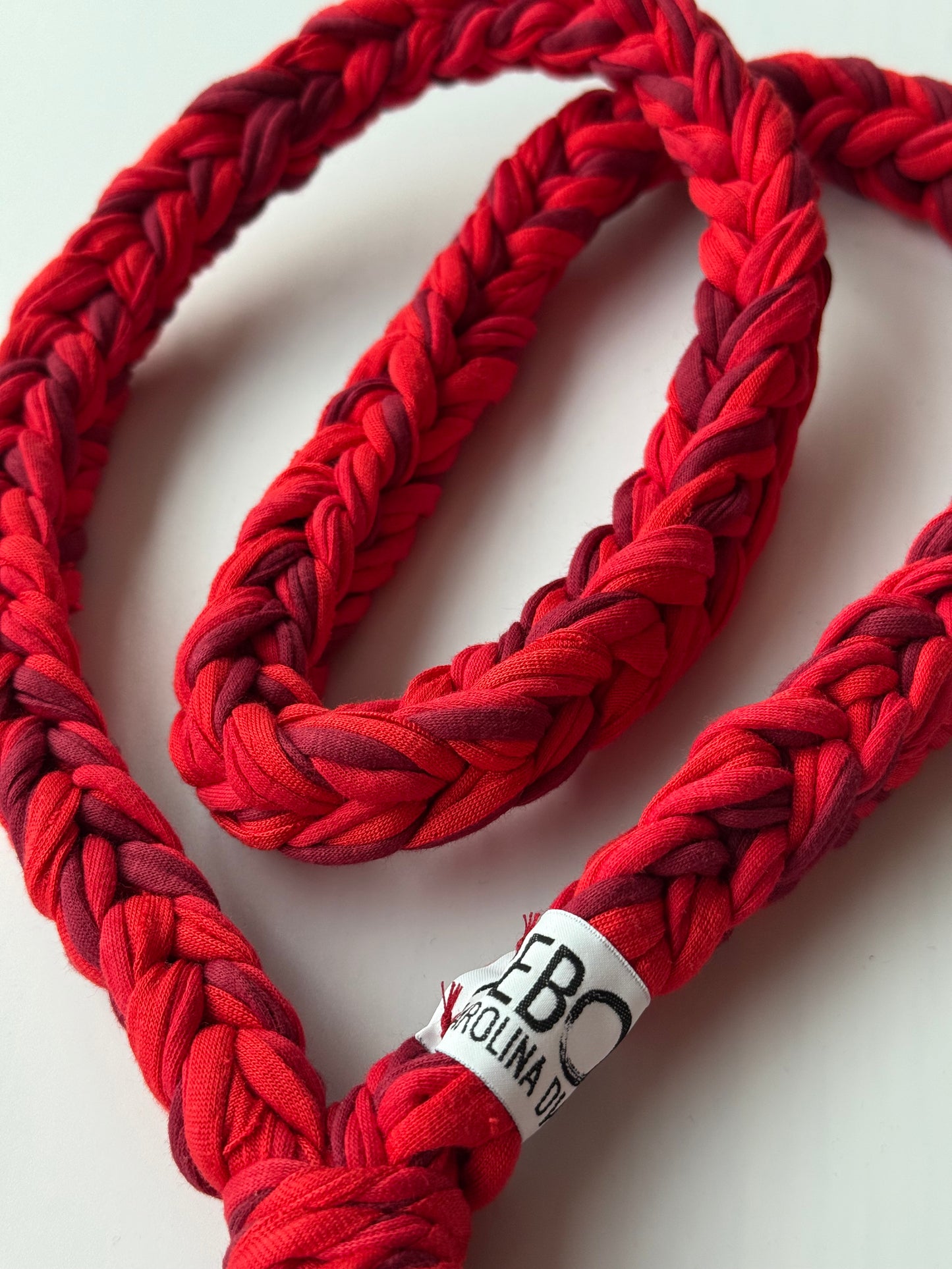 Popruh na telefon – Scarlet