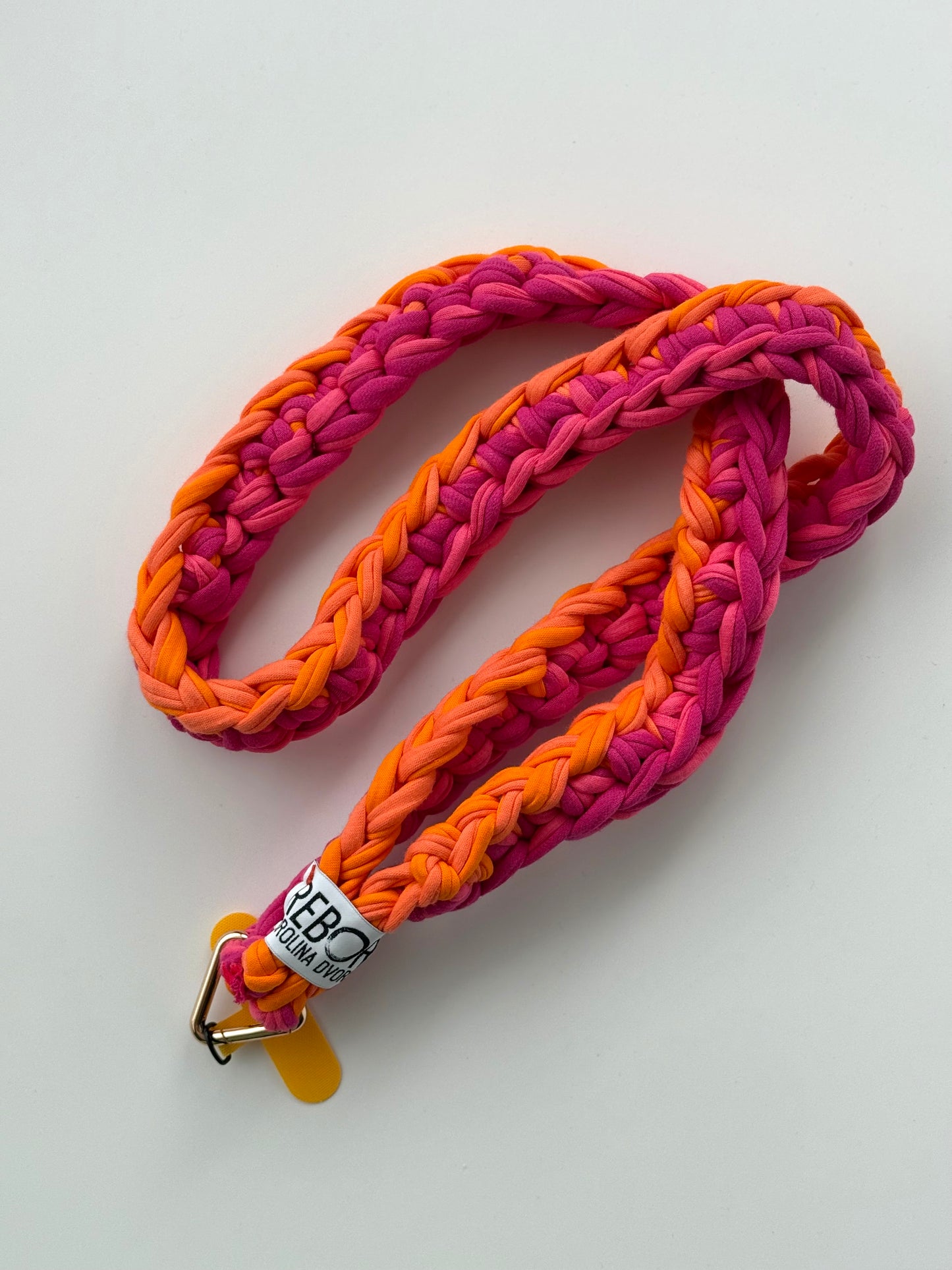 Popruh na telefon – Mango Raspberry