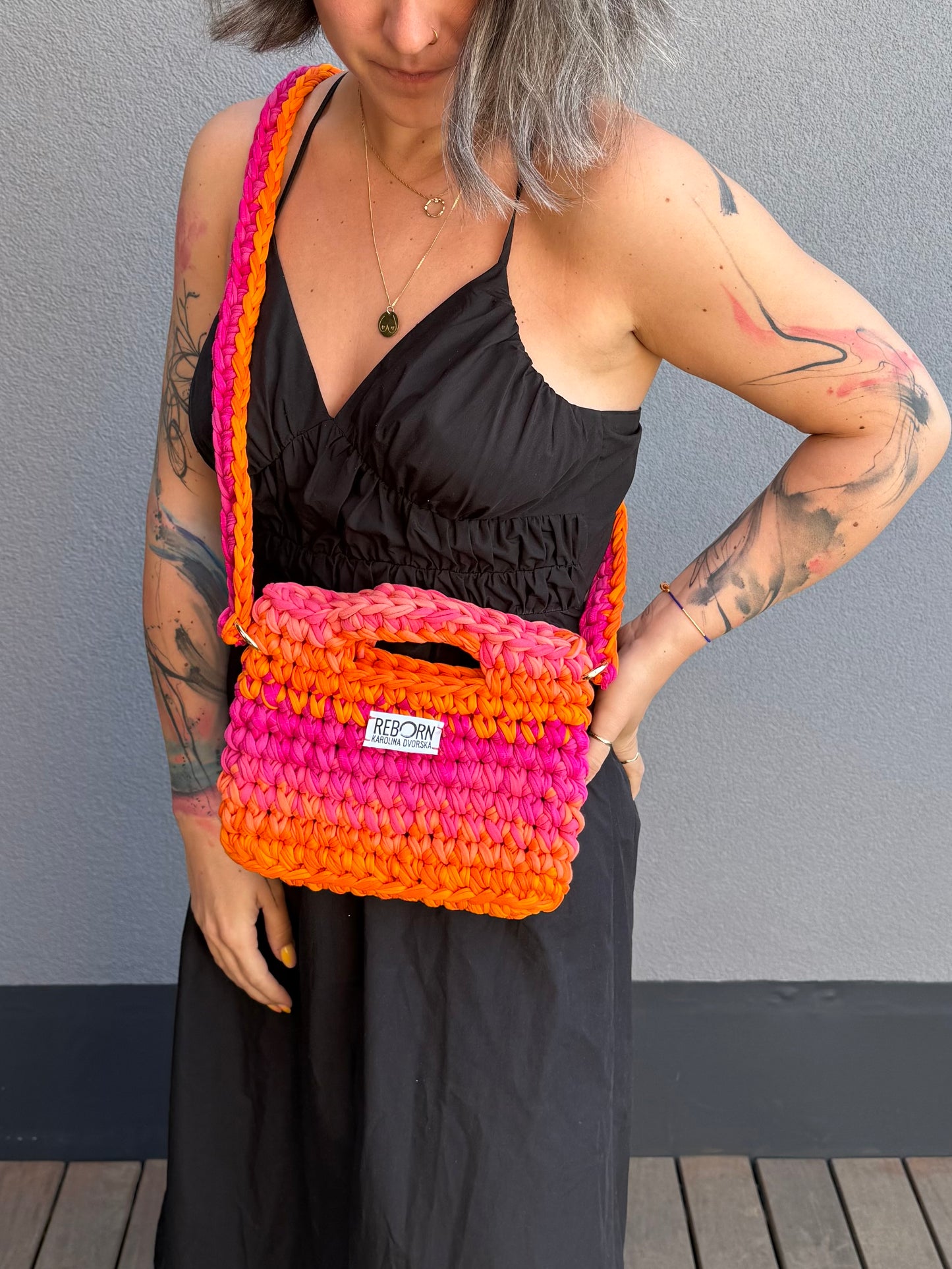 Crossbody kabelka M – Mango Raspberry