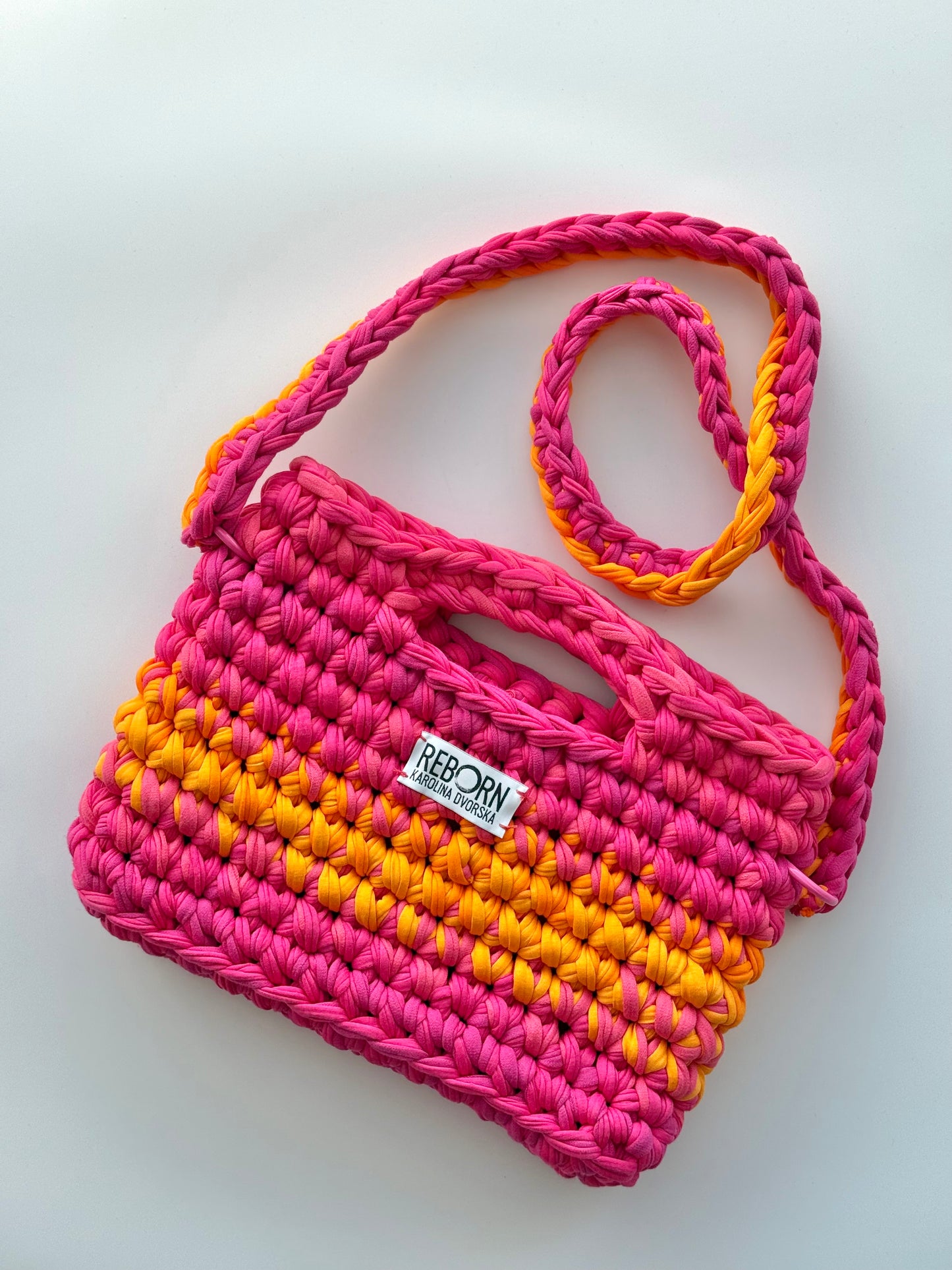 Crossbody kabelka M – Mango Raspberry