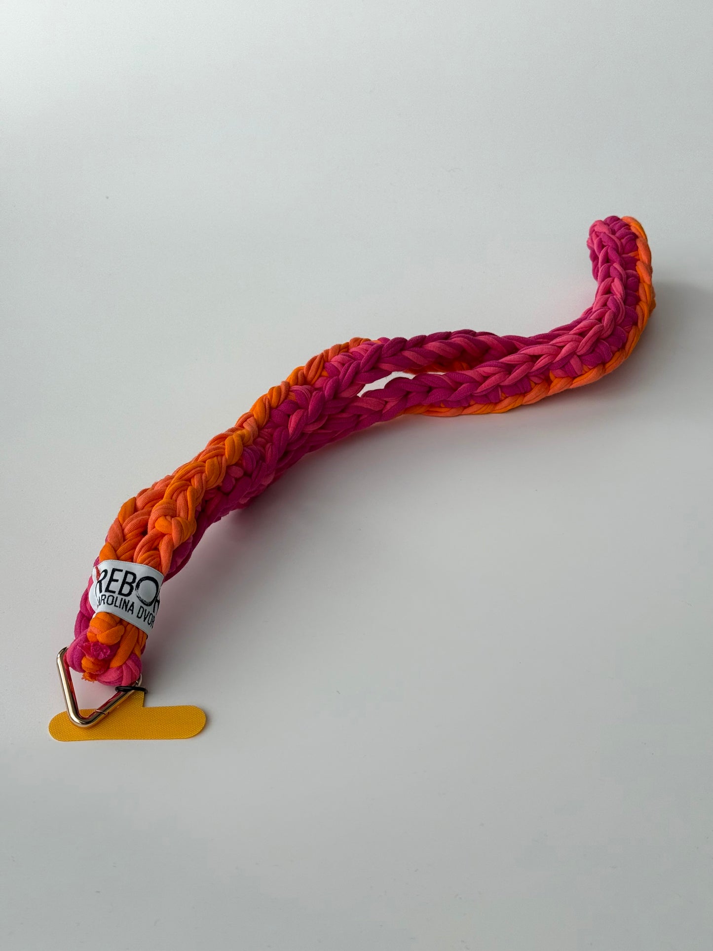 Popruh na telefon – Mango Raspberry