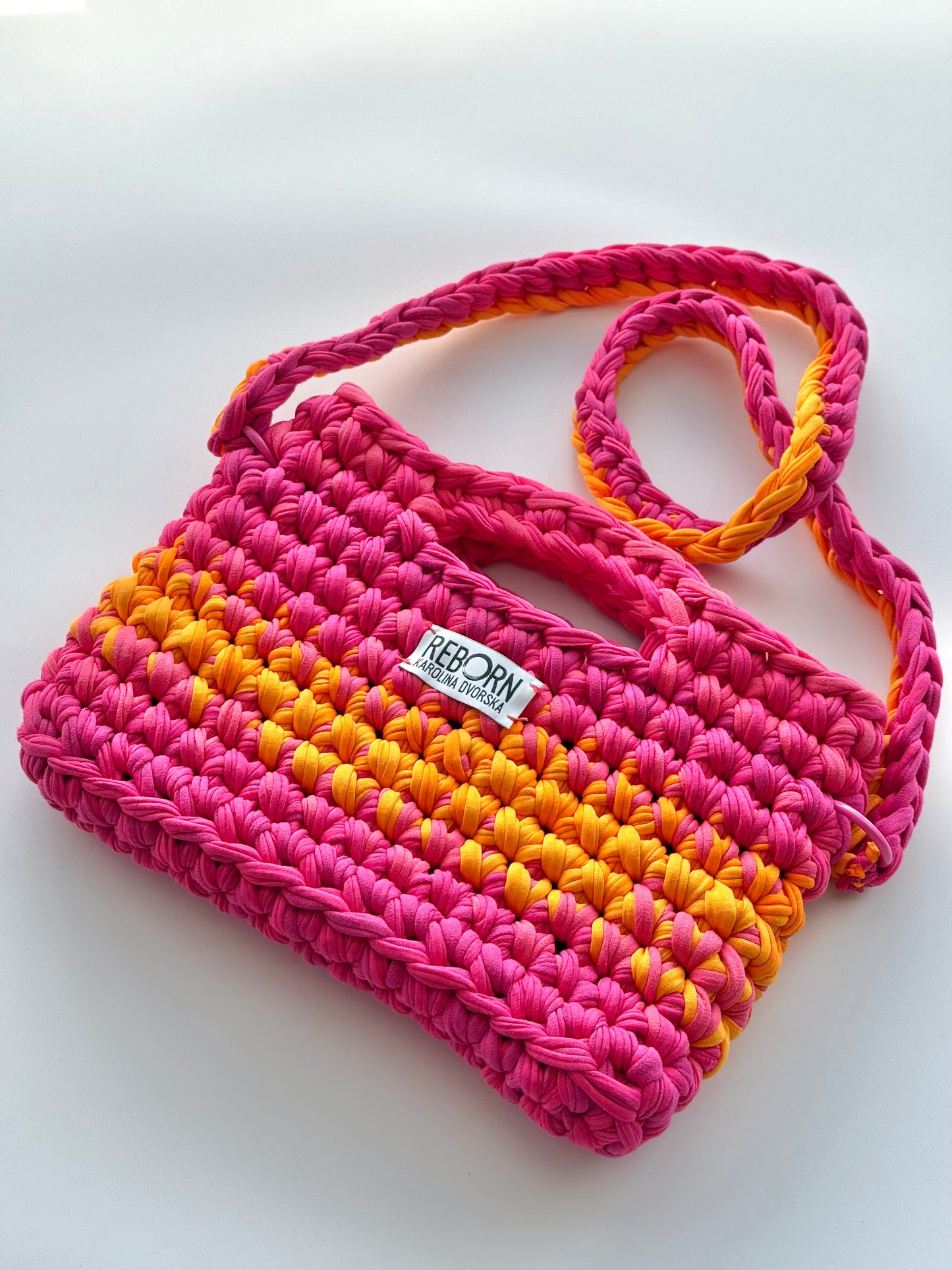 Crossbody kabelka M – Mango Raspberry