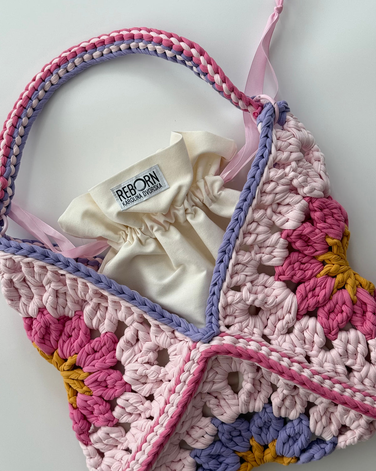 Granny Square kabelka – Pink & Lila Daisy