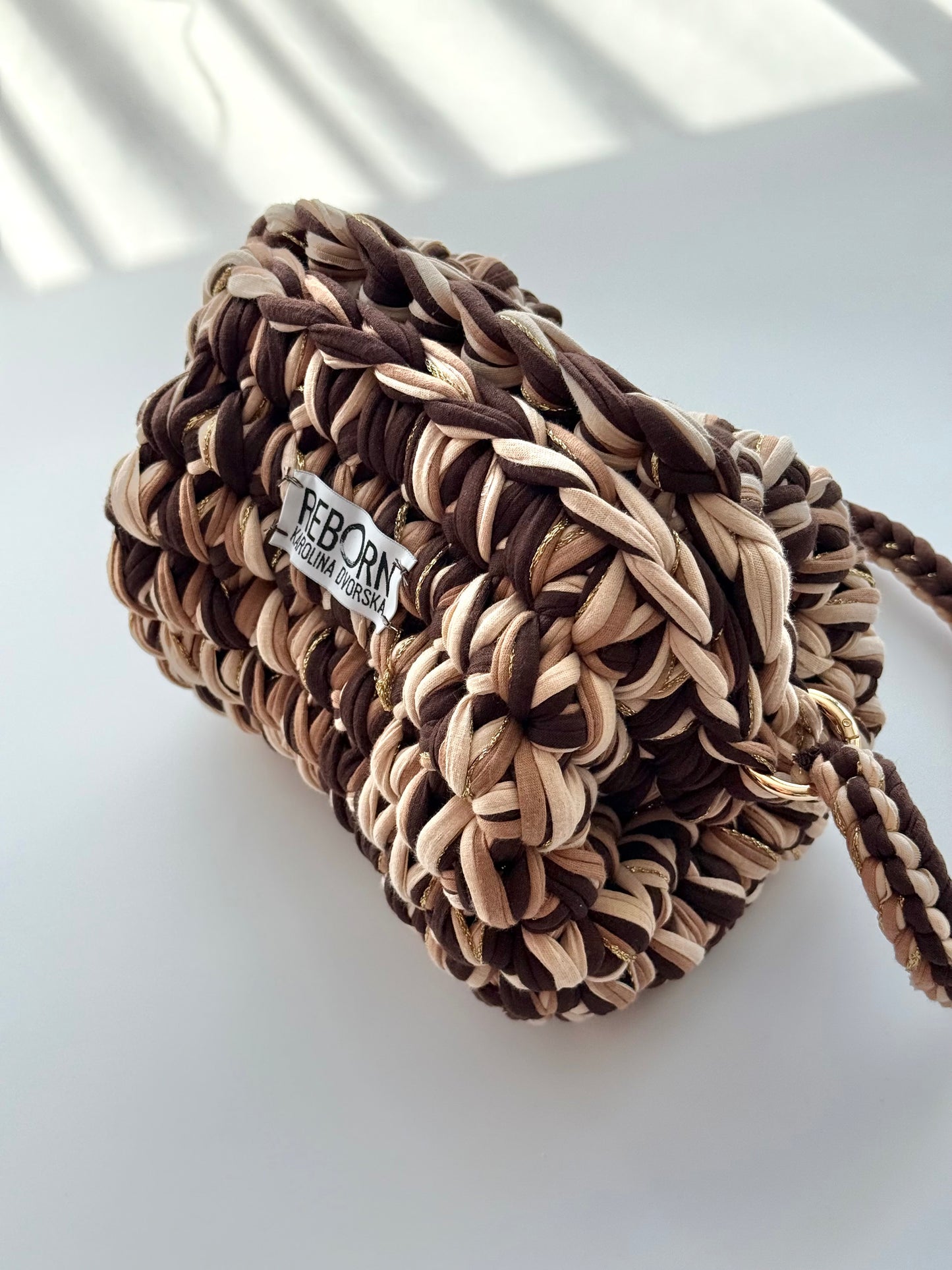 Clutch kabelka – Golden Coffee