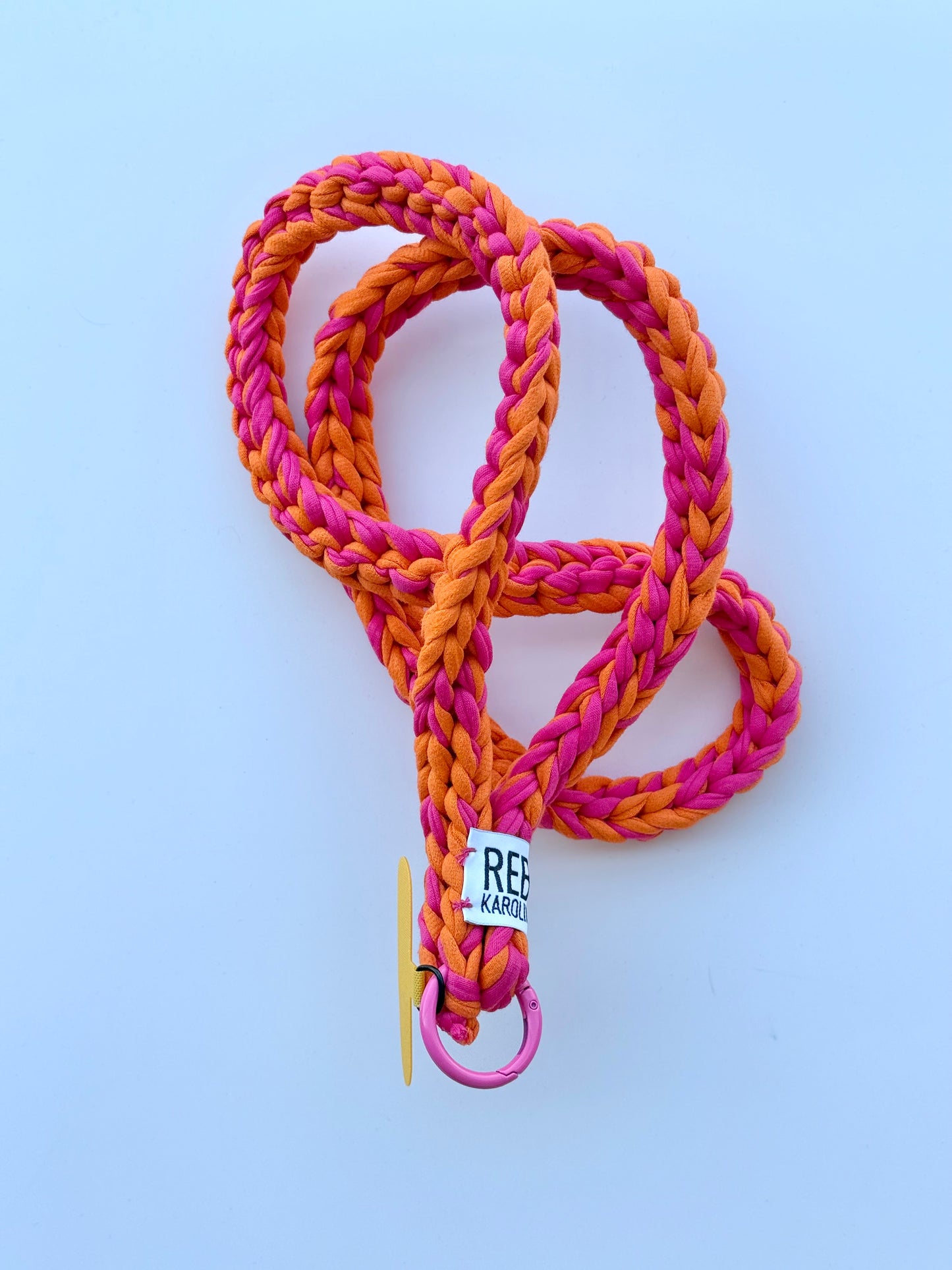 Slim popruh na telefon – Mango Raspberry