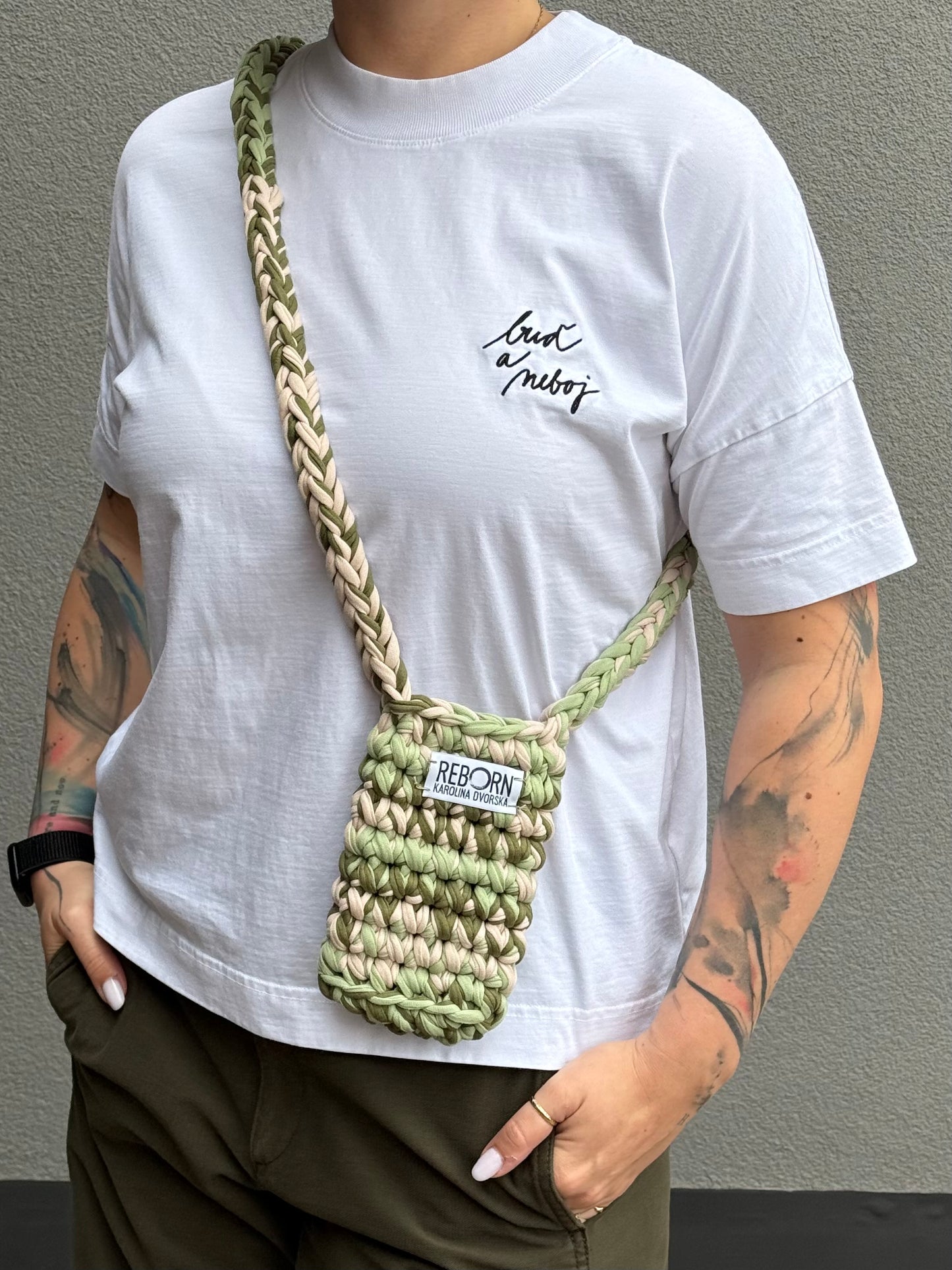Crossbody kapsa na telefon – Olive Ivory