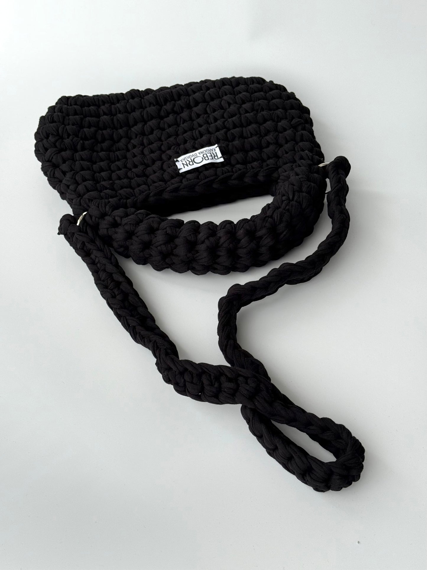 Lock kabelka M – Black Tie