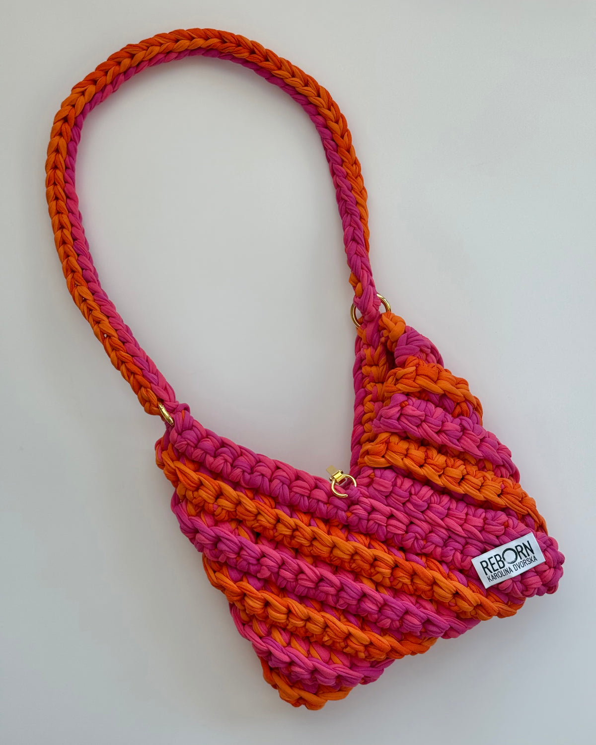 Triangle kabelka – Mango Raspberry