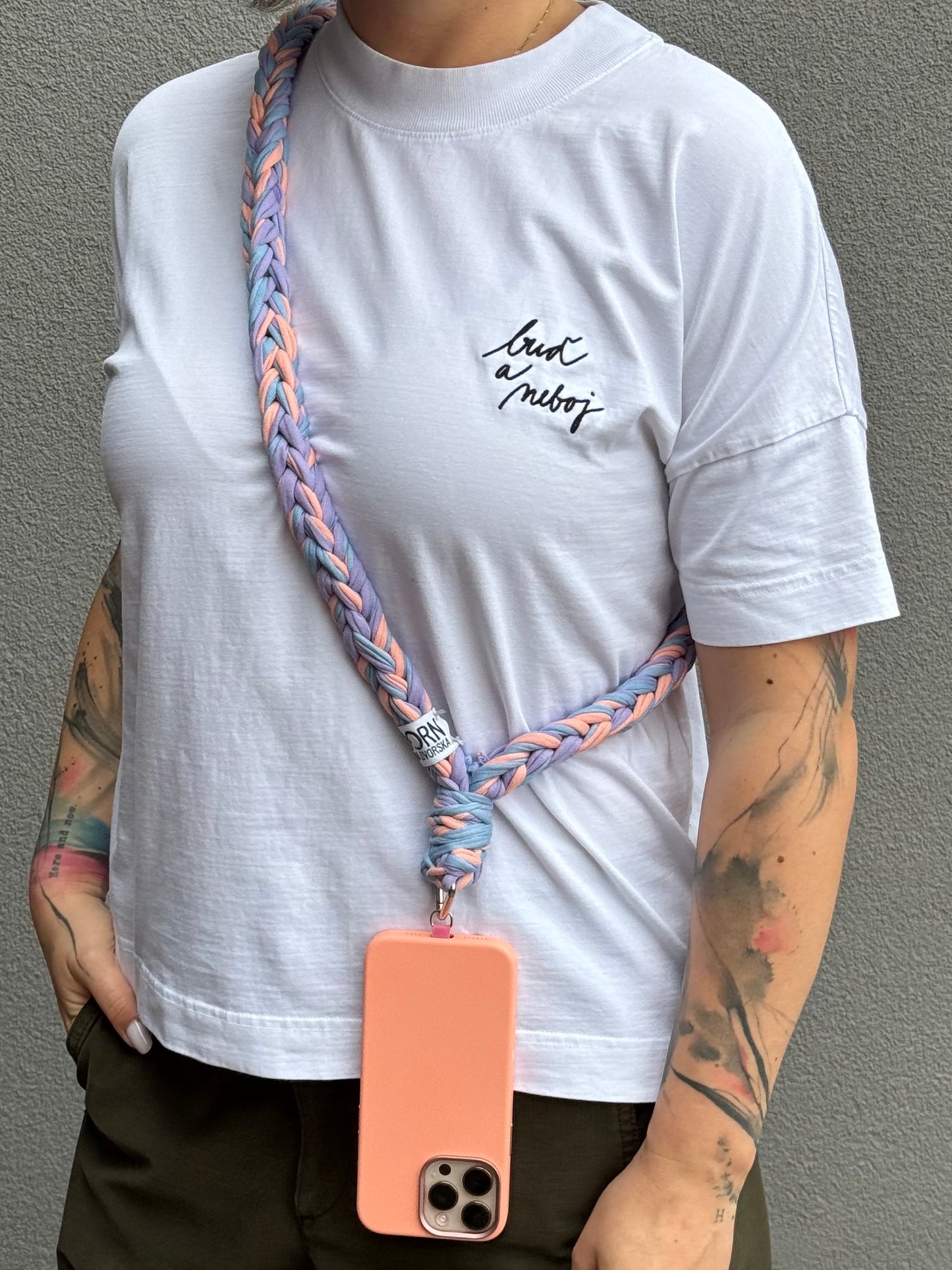 Popruh na telefon – Lavender Peach