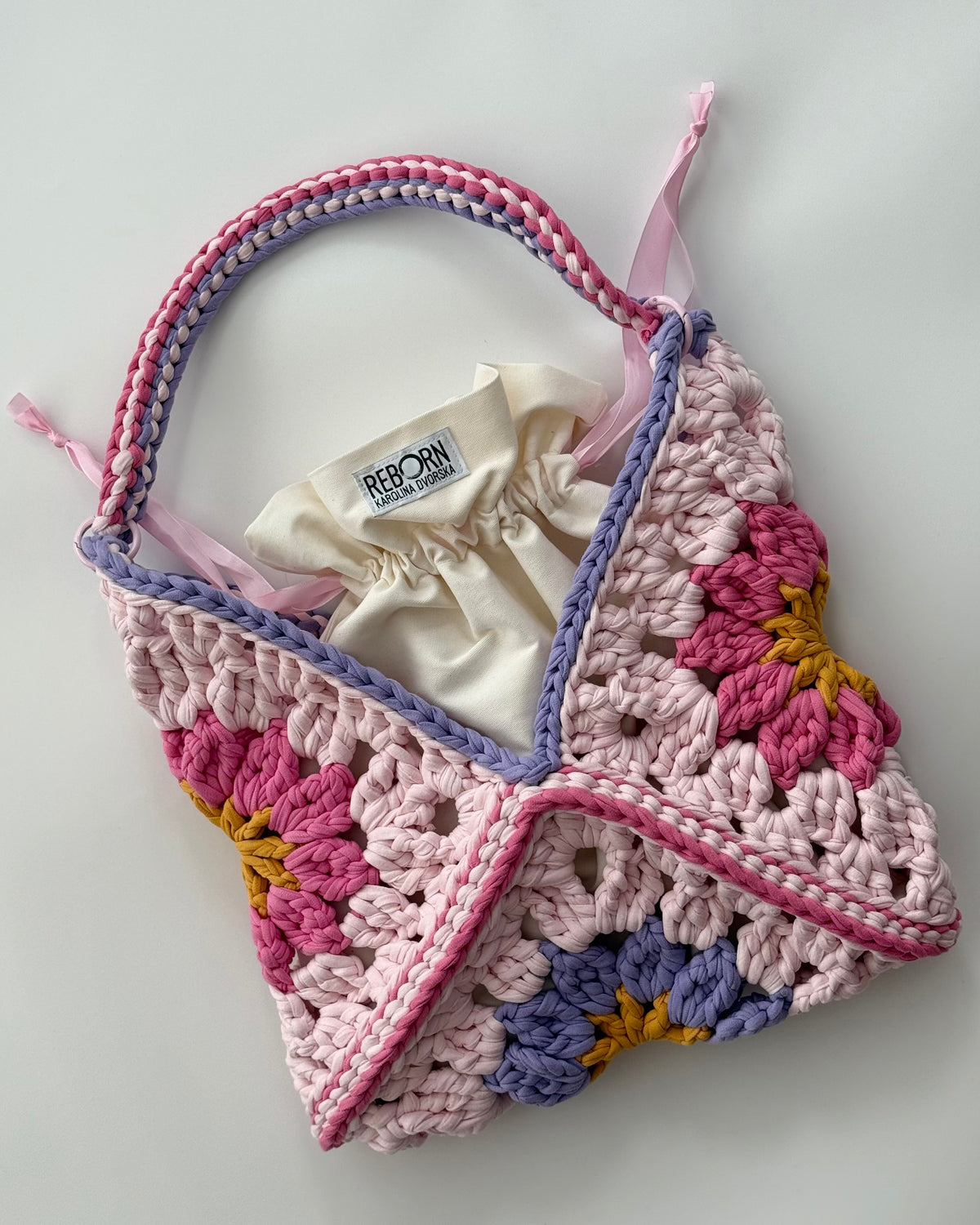Granny Square kabelka – Pink & Lila Daisy