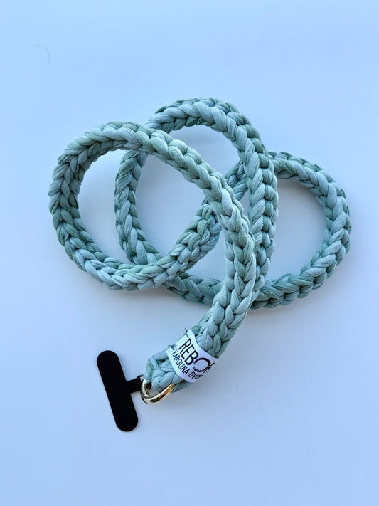 Slim popruh na telefon – Sage Green