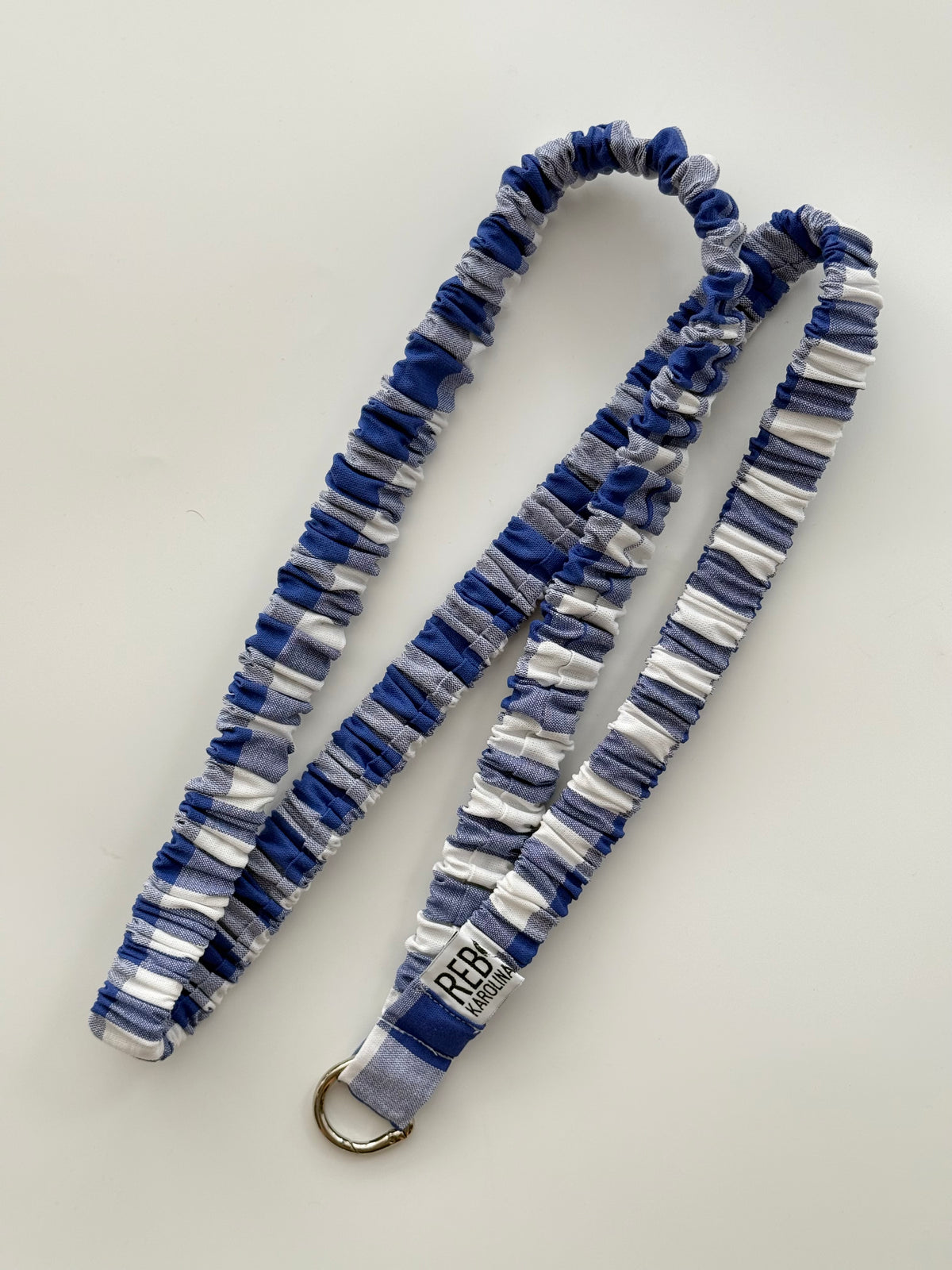 Látkový popruh na telefon – Checked Blue Scrunch