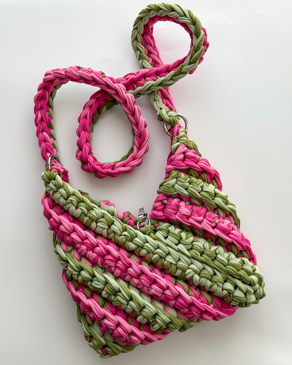 Triangle kabelka – Strawberry Matcha